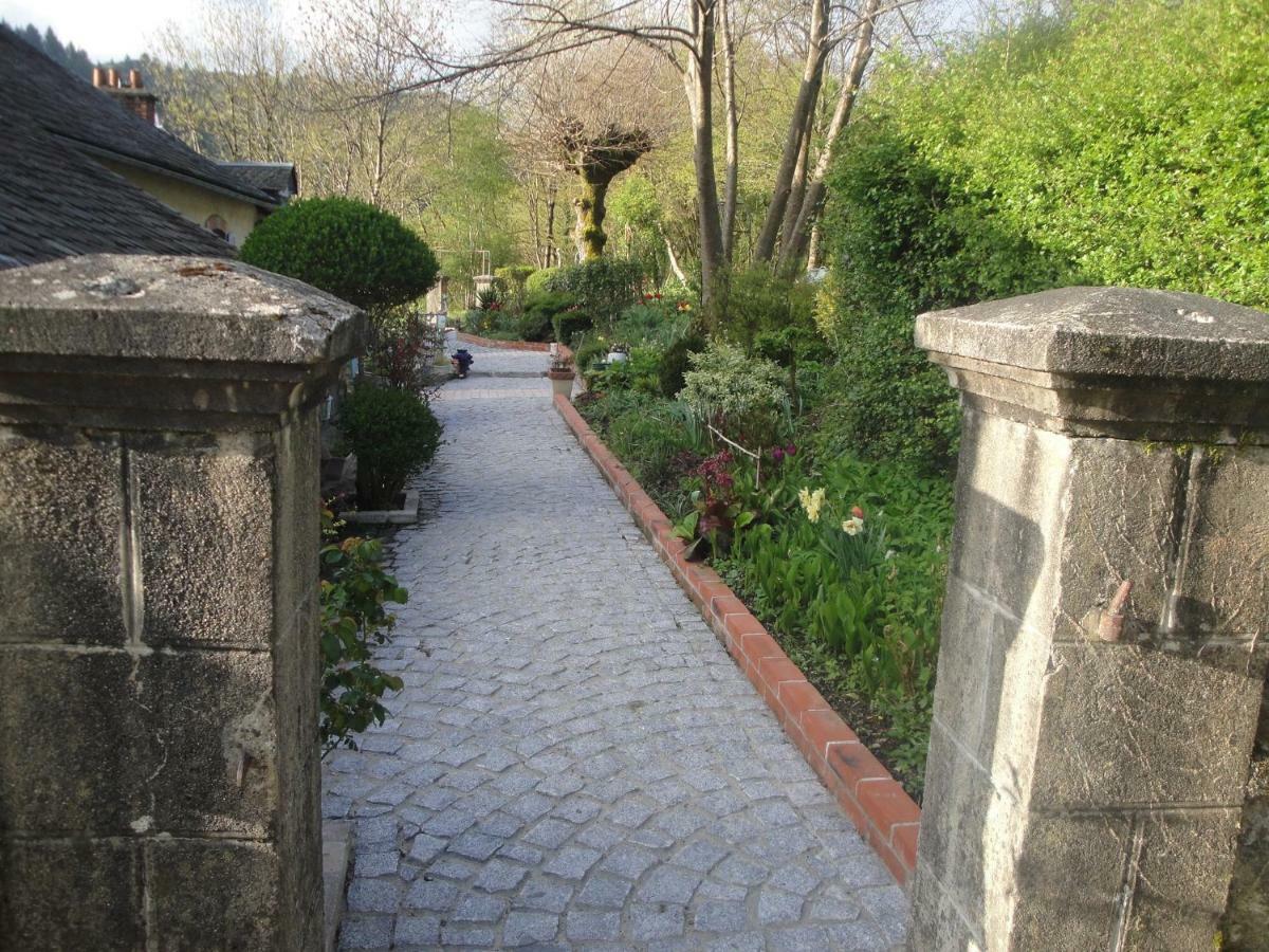 Le Relais Des Capucines Frühstückspension Largnac